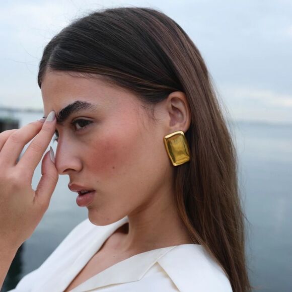 Gold geo stud earrings #1003 - Picture 1 of 7